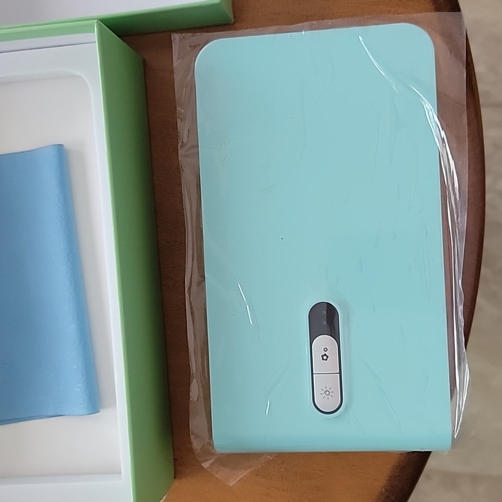 Smartphone sterilizer